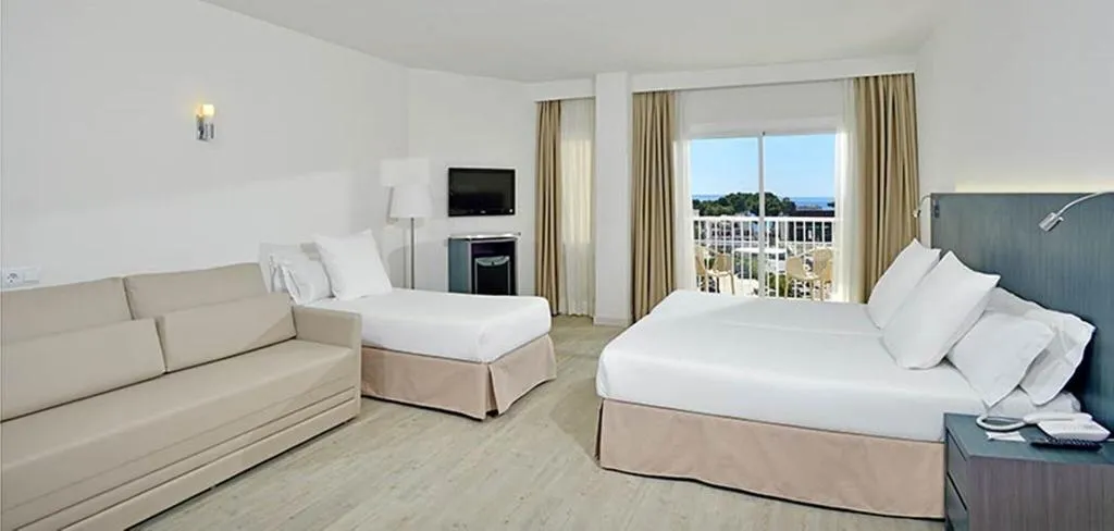 FAMILY ROOM TWO BEDS Room, Sol Guadalupe, Majorca