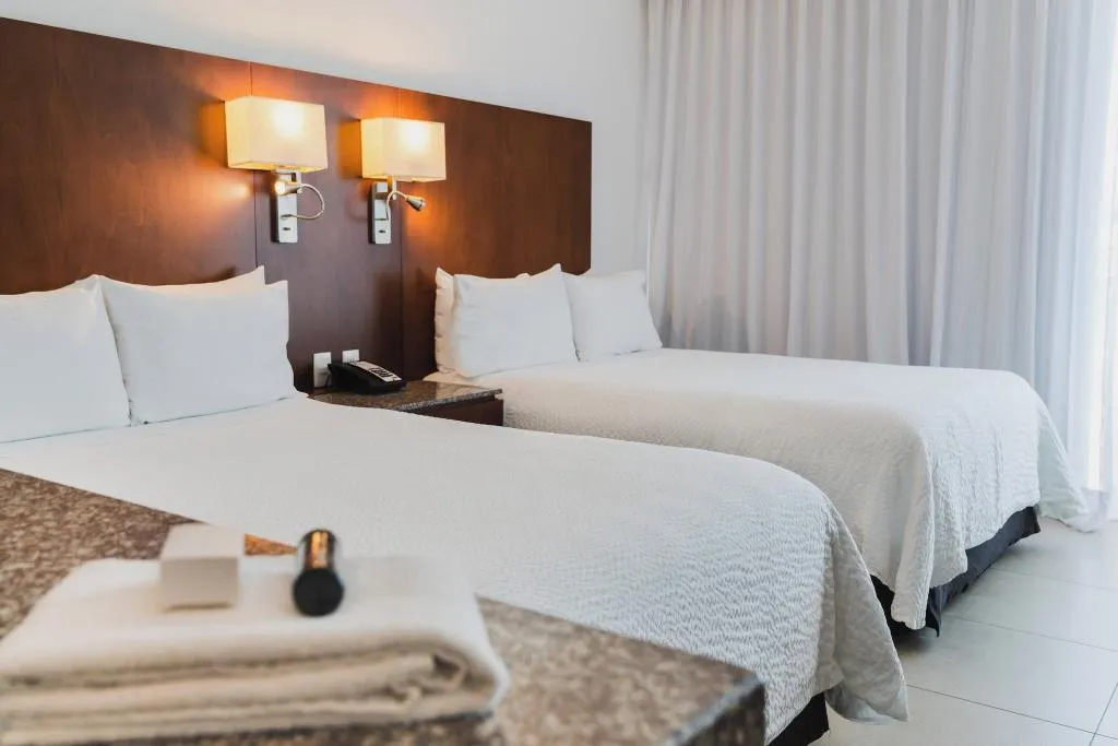Room, Fiesta Inn Playa del Carmen, Playa Del Carmen