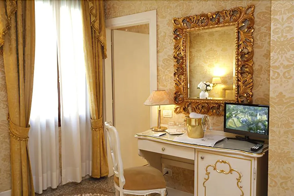 Room, Ca Furlan, Venice
