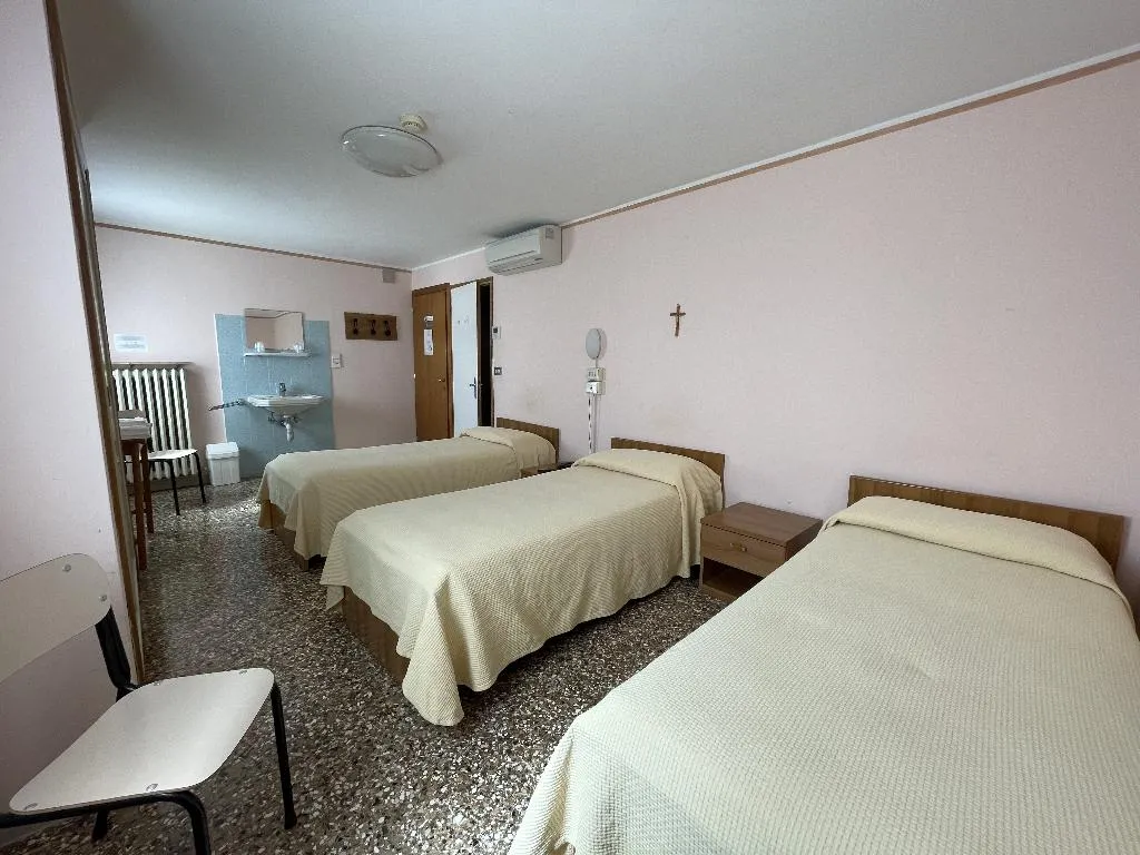 TRIPLE CANAL VIEW Room, Casa Caburlotto, Venice