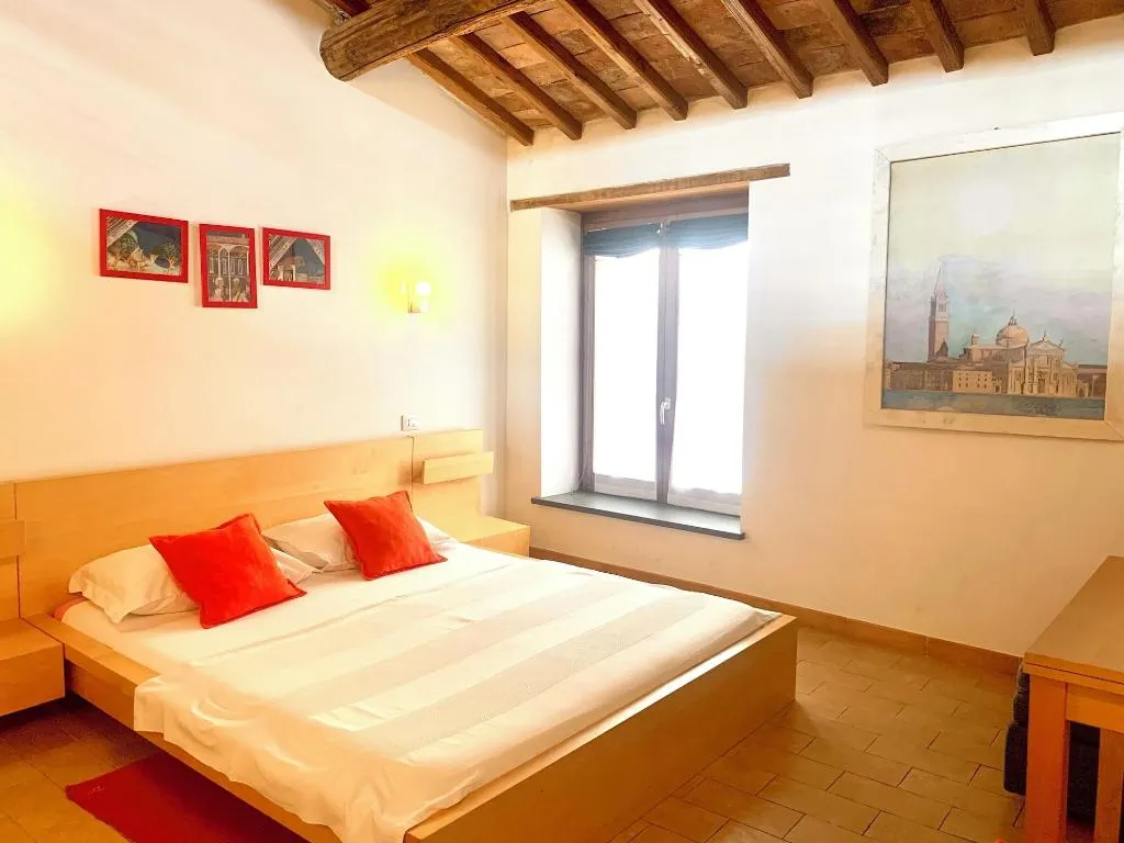 Room, B&B La Casa di Tufo, Perugia