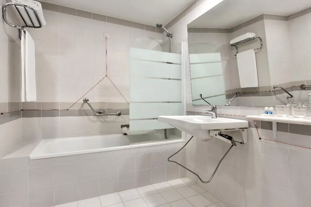 SINGLE STANDARD Room, TRYP Montijo Parque Hotel, Lisbon