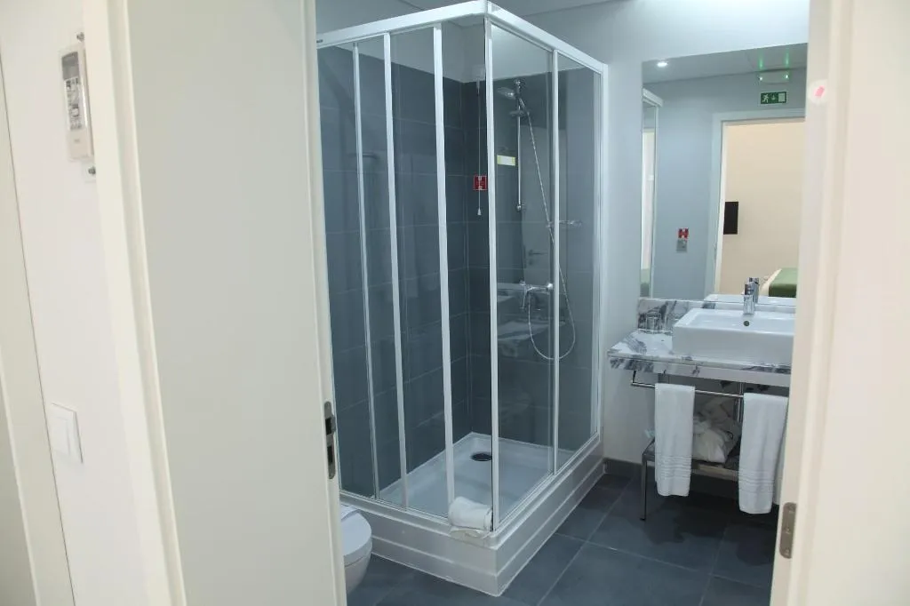 Room, Rio Art Hotel, Lisbon