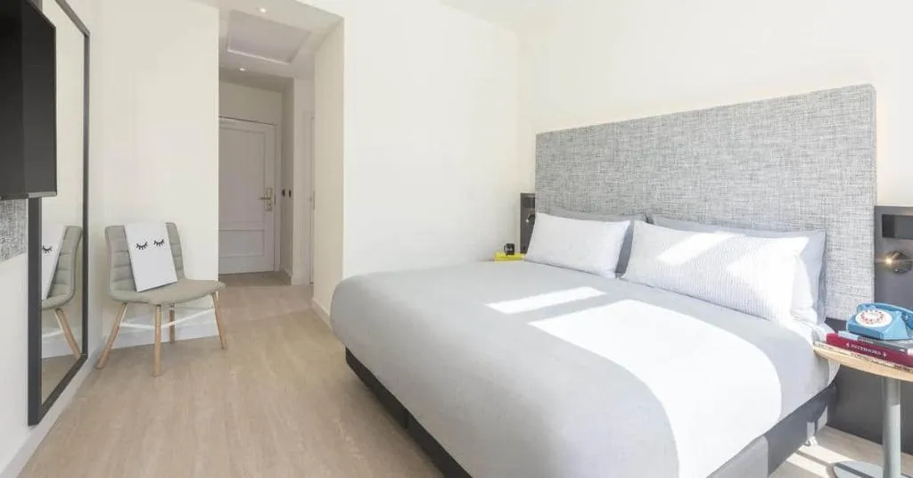 DOUBLE STANDARD Room, Innside Madrid Gran Via, Madrid