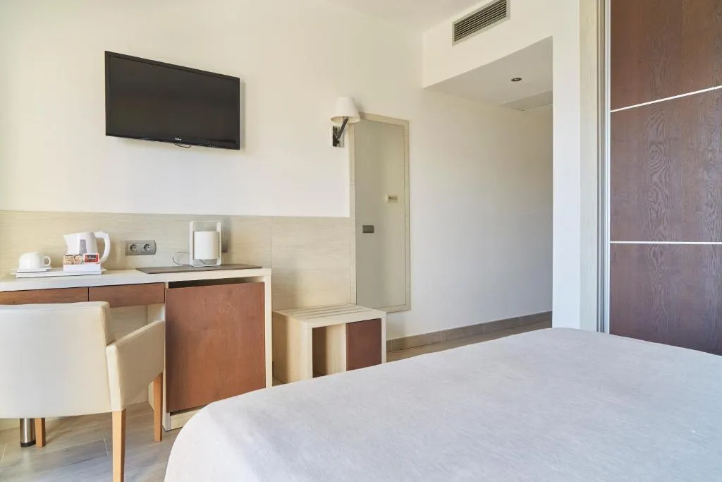 Double or Twin SUPERIOR SEA VIEW Room, Invisa Hotel Cala Verde, Ibiza