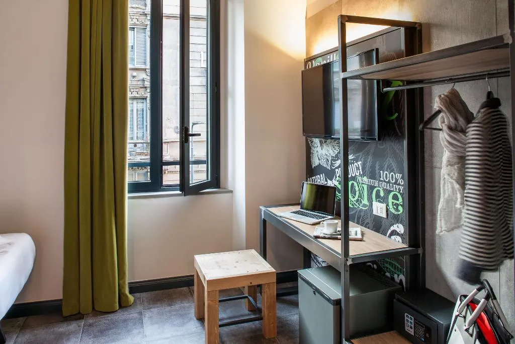 SINGLE STANDARD Room, Spice Hotel, Milan