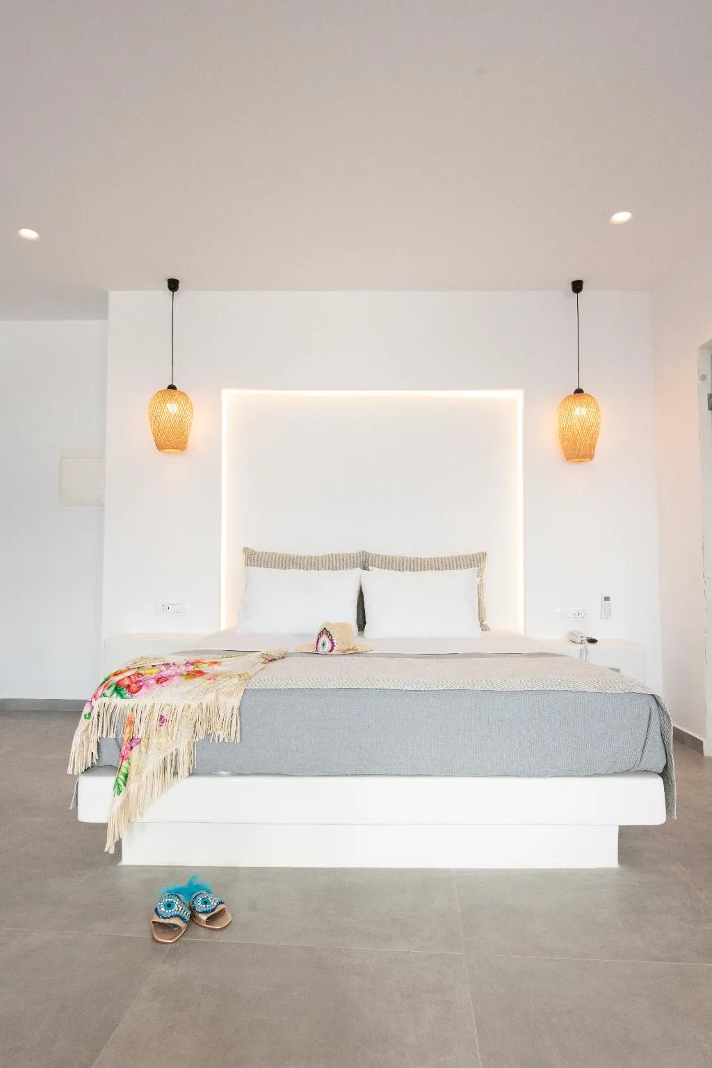 SUITE EXECUTIVE Room, Caldera Cliff Illusion Suites, Santorini
