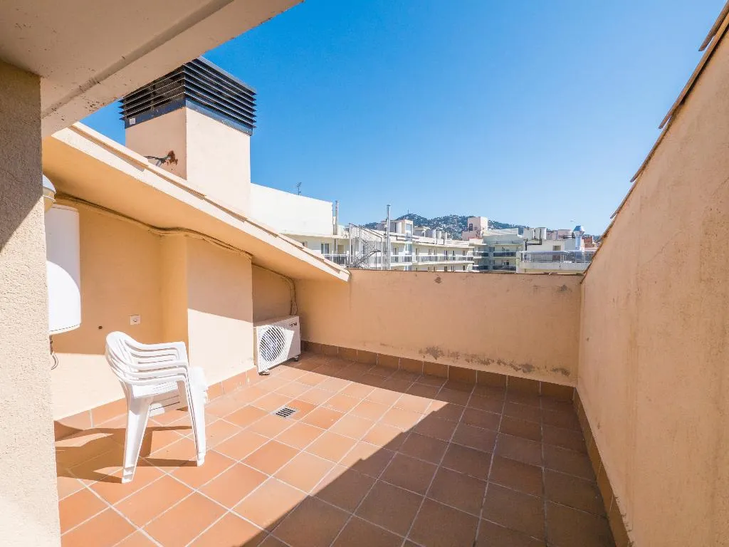 APARTMENT CAPACITY 6 TWO BEDROOMS Room, Apartaments AR Niu d'Or, Costa Brava