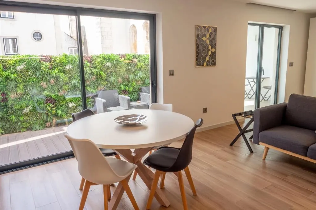 STUDIO DELUXE WITH TERRACE Room, Ria Centrum - Smart Residence, Porto