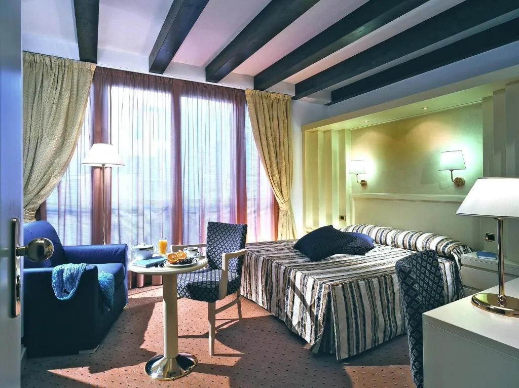Double or Twin SUPERIOR Room, Hotel Giudecca Venezia, Venice