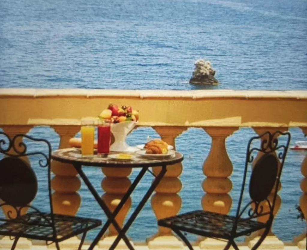Double or Twin SEA VIEW WITH BALCONY Room, Jonic Hotel Mazzarò, Taormina