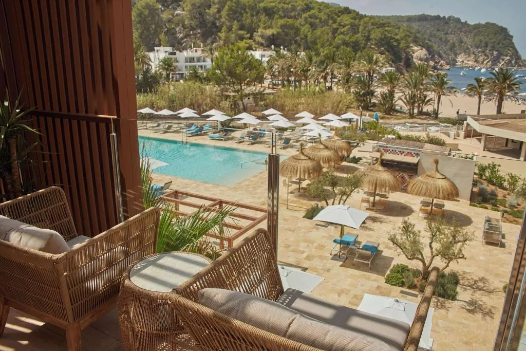 Room, Cala San Miguel Ibiza Res, Curio Colllec by Hilton, Ibiza