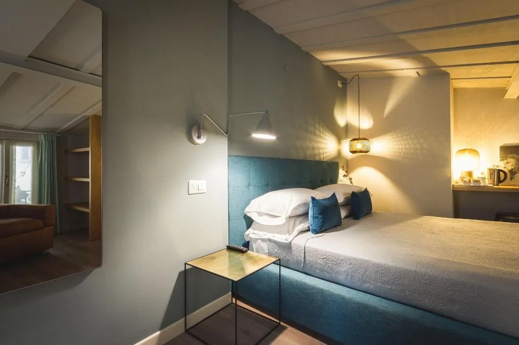 Room, Piccola Torre Maison, Milan