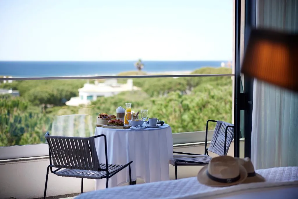 DOUBLE SUPERIOR SEA VIEW Room, Octant Praia Verde, Algarve