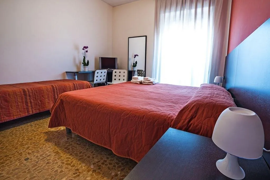 Room, Bed & Breakfast Corso di Francia, Rome