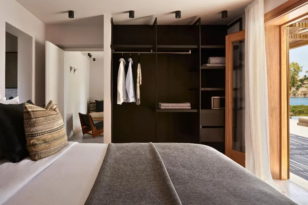 VILLA WITH PRIVATE POOL Room, Minos Beach Art Hotel, a Member of Design Hotels, Crete