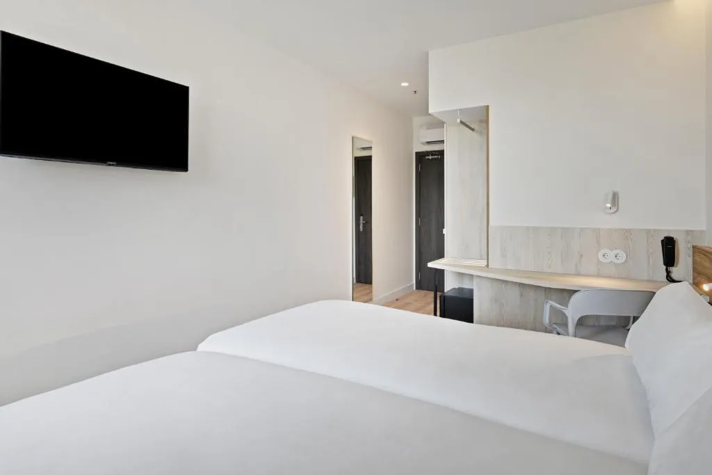 TWIN STANDARD Room, B&B Hotel Porto Centro Massarelos, Porto