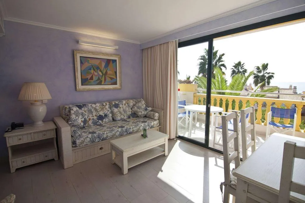 APARTMENT TWO BEDROOMS ONE BATHROOM Room, Royal Son Bou Family Club, Menorca