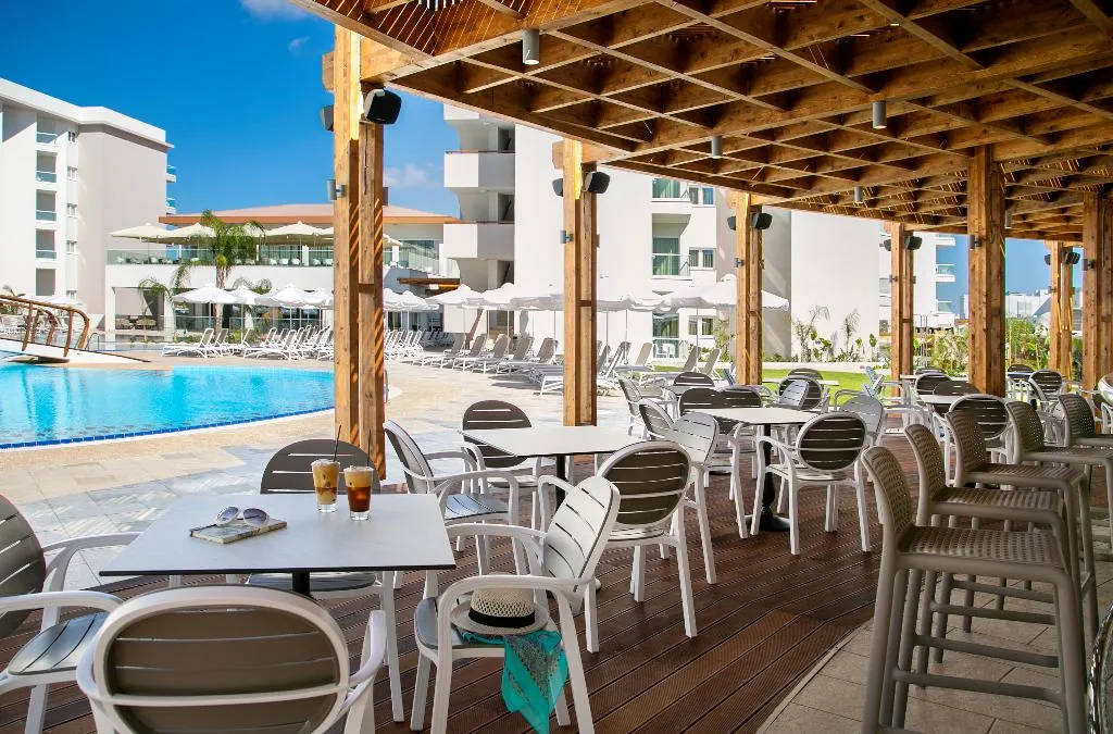 Bar, Vangelis Hotel & Suites, Cyprus
