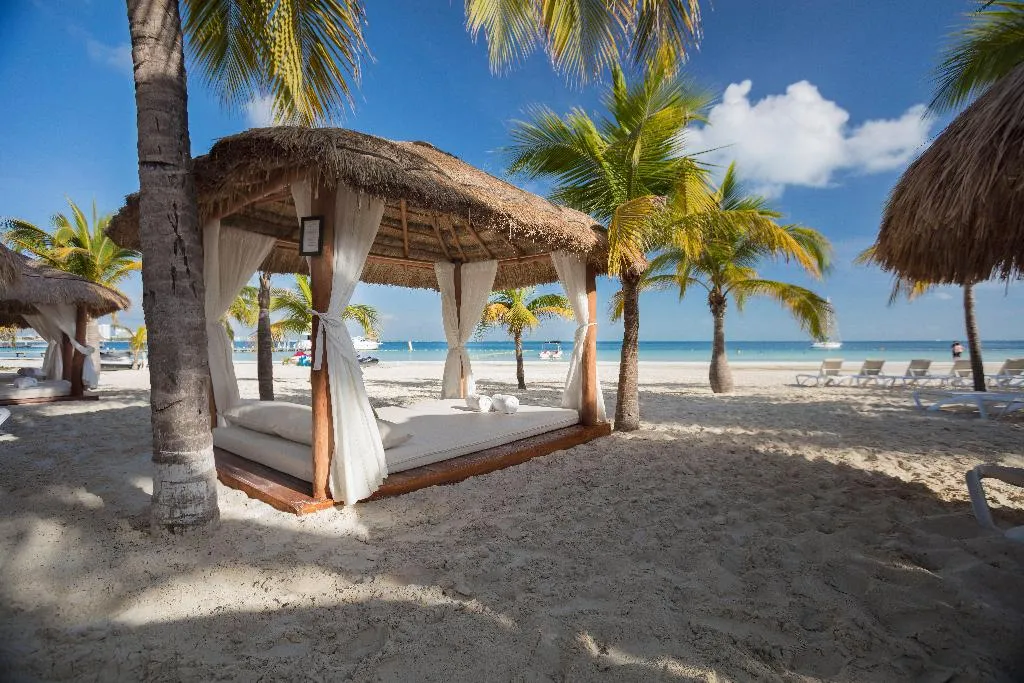 Beach, InterContinental Presidente Cancun Resort, Cancun Area