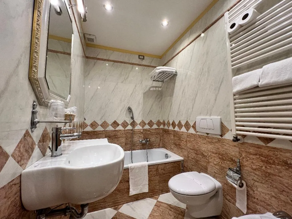 DOUBLE ECONOMY Room, Hotel Ca' Dogaressa, Venice