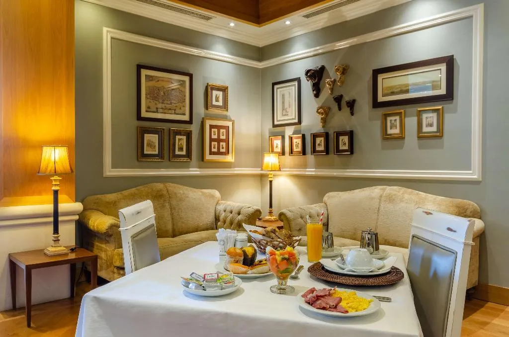 Bar, Olissippo Castelo, Lisbon