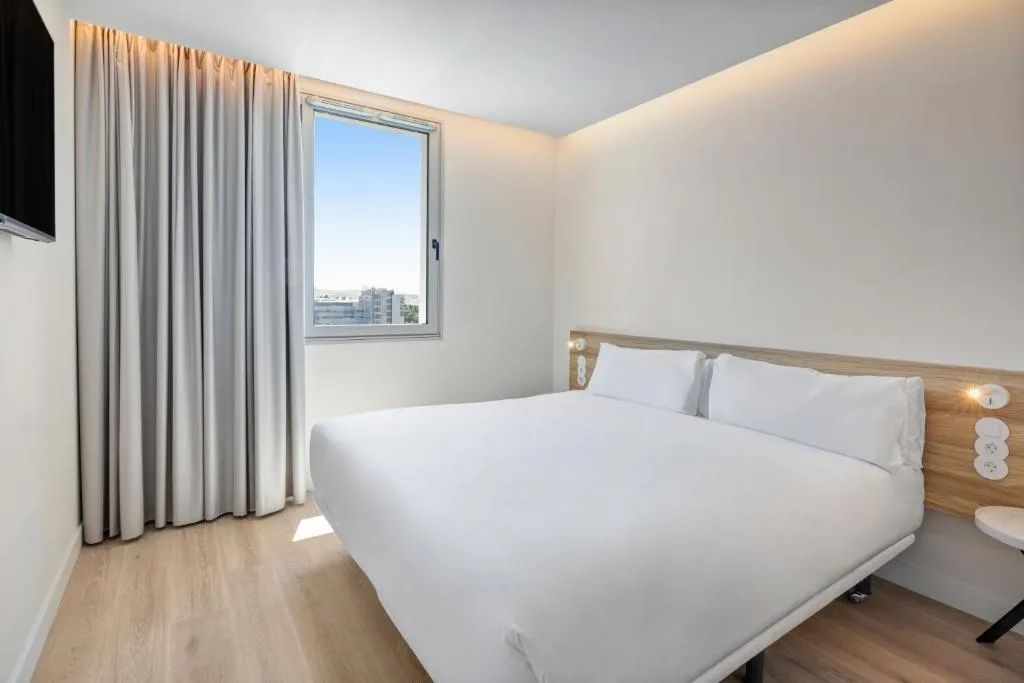 DOUBLE STANDARD Room, B&B Hotel Porto Centro Massarelos, Porto