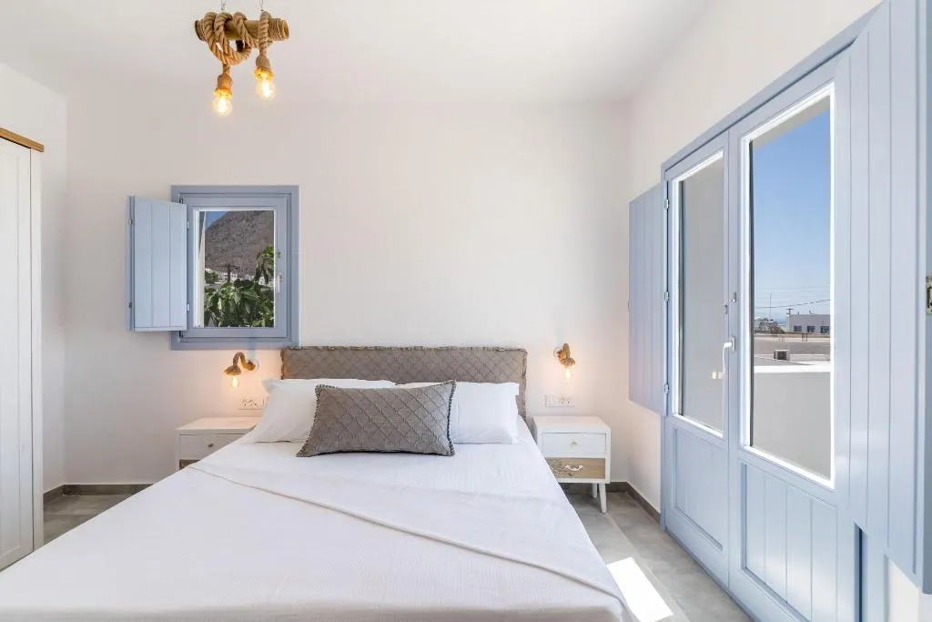 Room, Santorossa Luxury Villas, Santorini