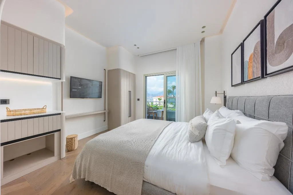 SUITE SUPERIOR WITH BALCONY Room, Yacht Classic Hotel, Dalaman