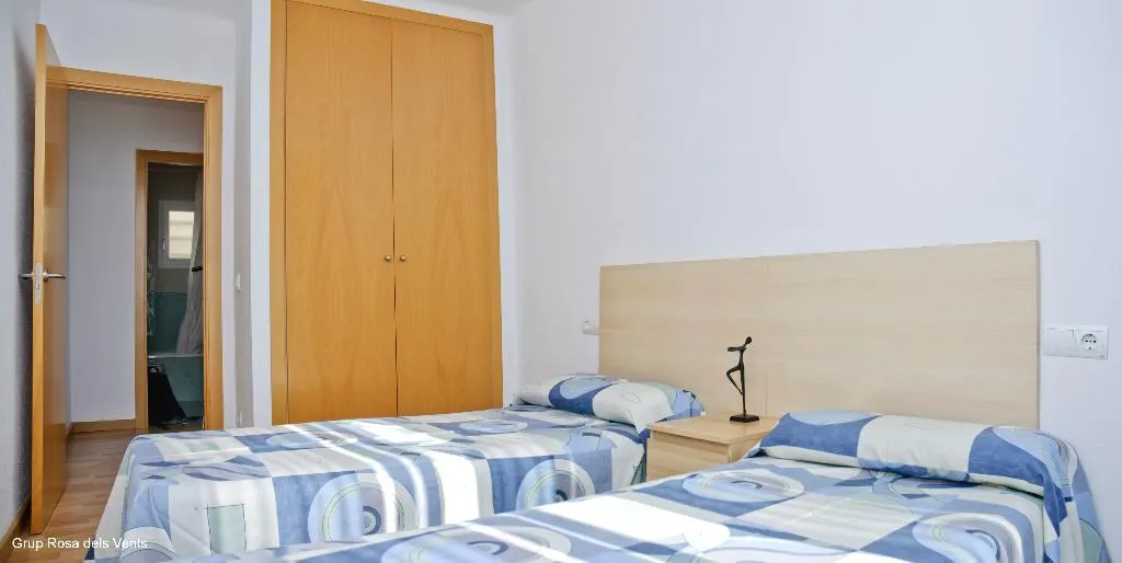 APARTMENT THREE BEDROOMS Room, Aptos. Bon Sol, Costa Brava