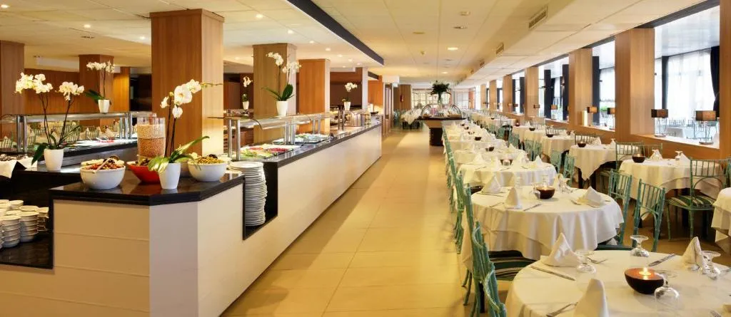 Restaurant, Guitart Central Park Aqua Resort, Costa Brava