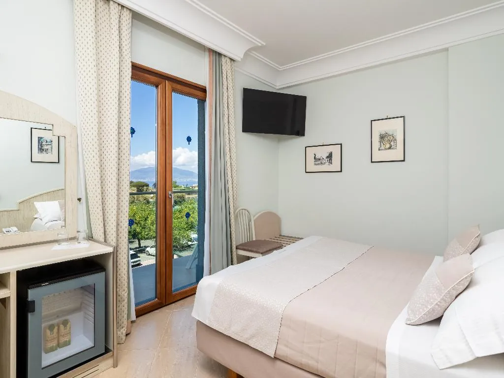 Double or Twin STANDARD Room, Comfort Hotel Gardenia Sorrento Coast, Naples