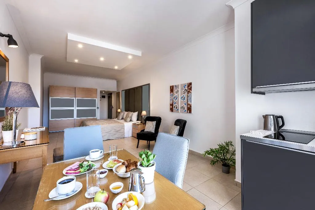 STUDIO STANDARD Room, Plaza Hotels, Malta