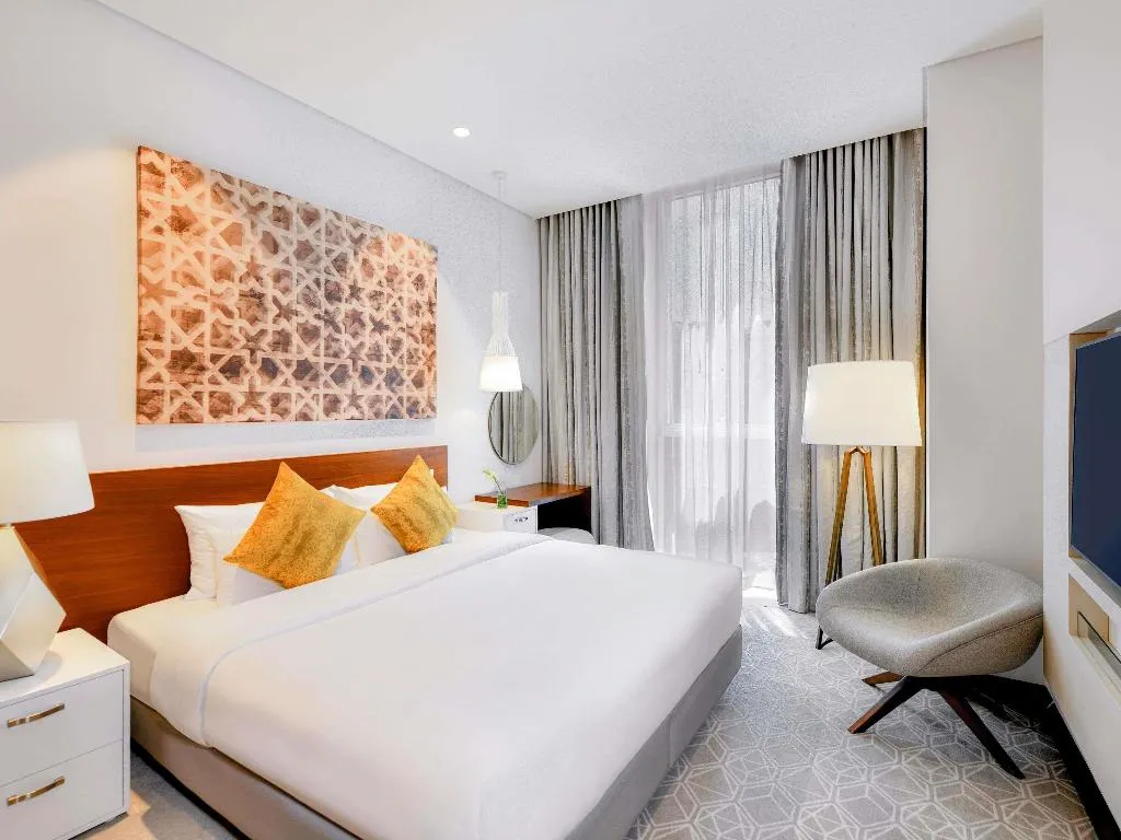 SUITE KING SIZE BED Room, Grand Mercure Dubai City, Dubai