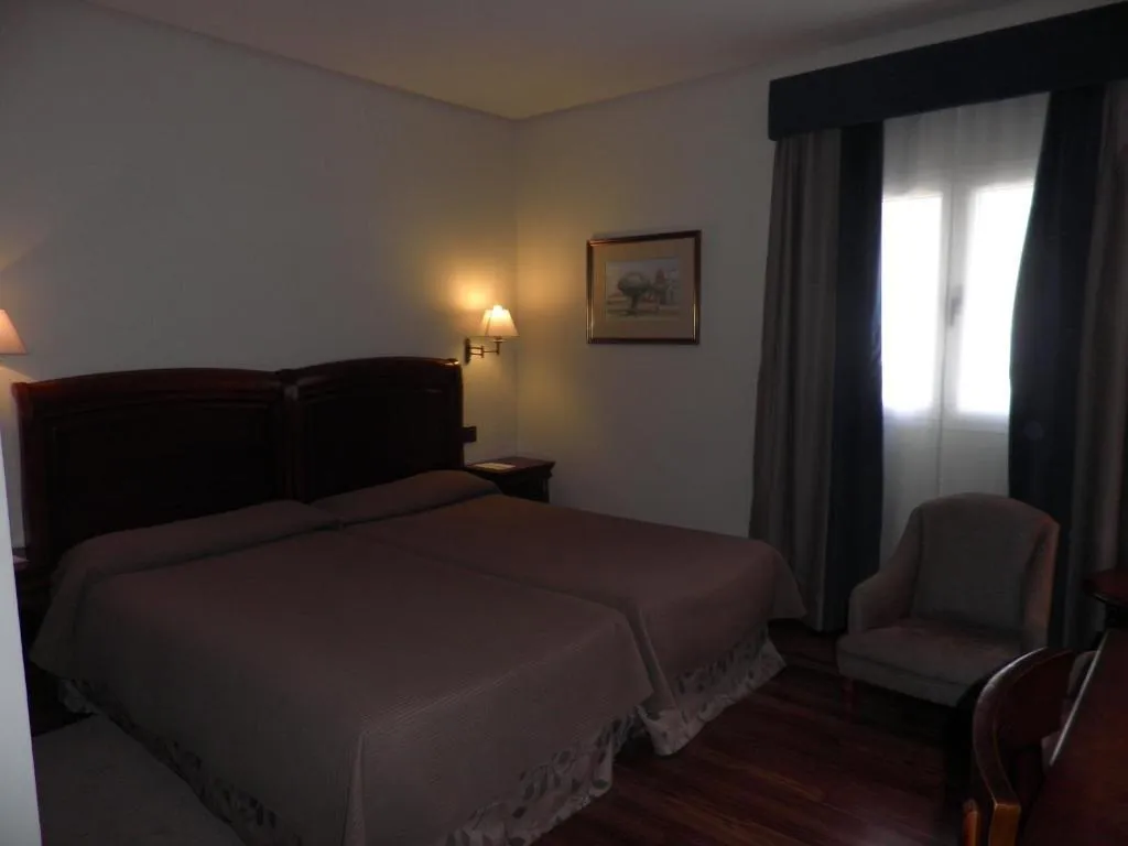 TWIN STANDARD Room, Parador de Cañadas del Teide, Tenerife