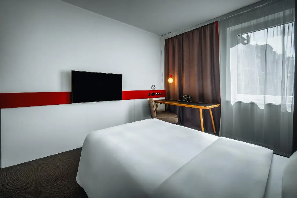 SINGLE CAPACITY 1 Room, Pulse 8, Prague
