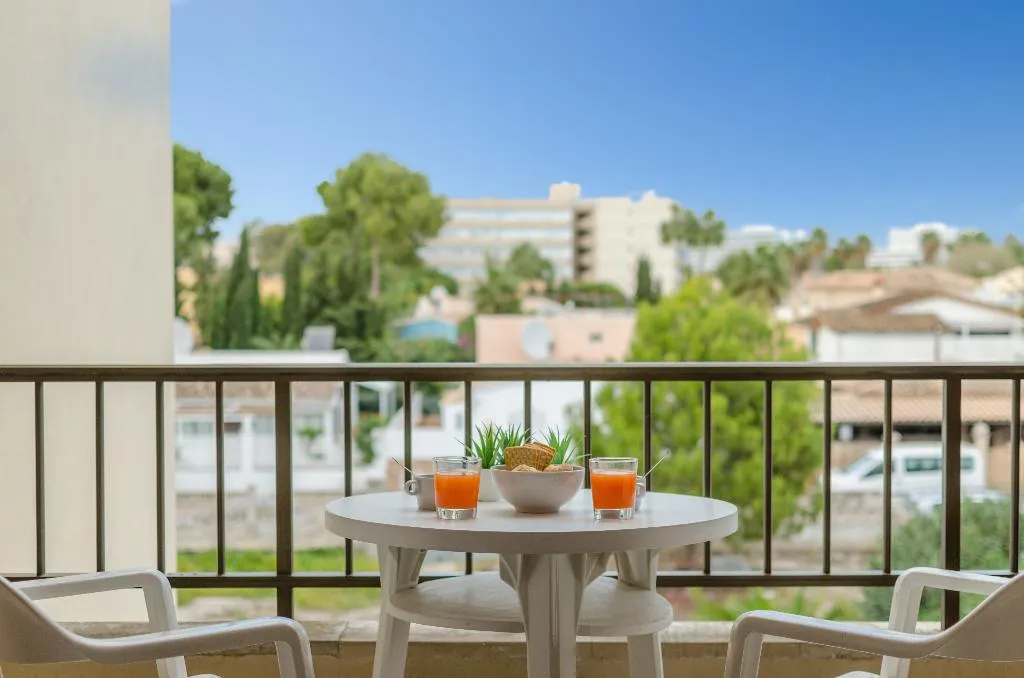 APARTMENT GARDEN VIEW WITH BALCONY Room, Alcudia Apartments, Majorca