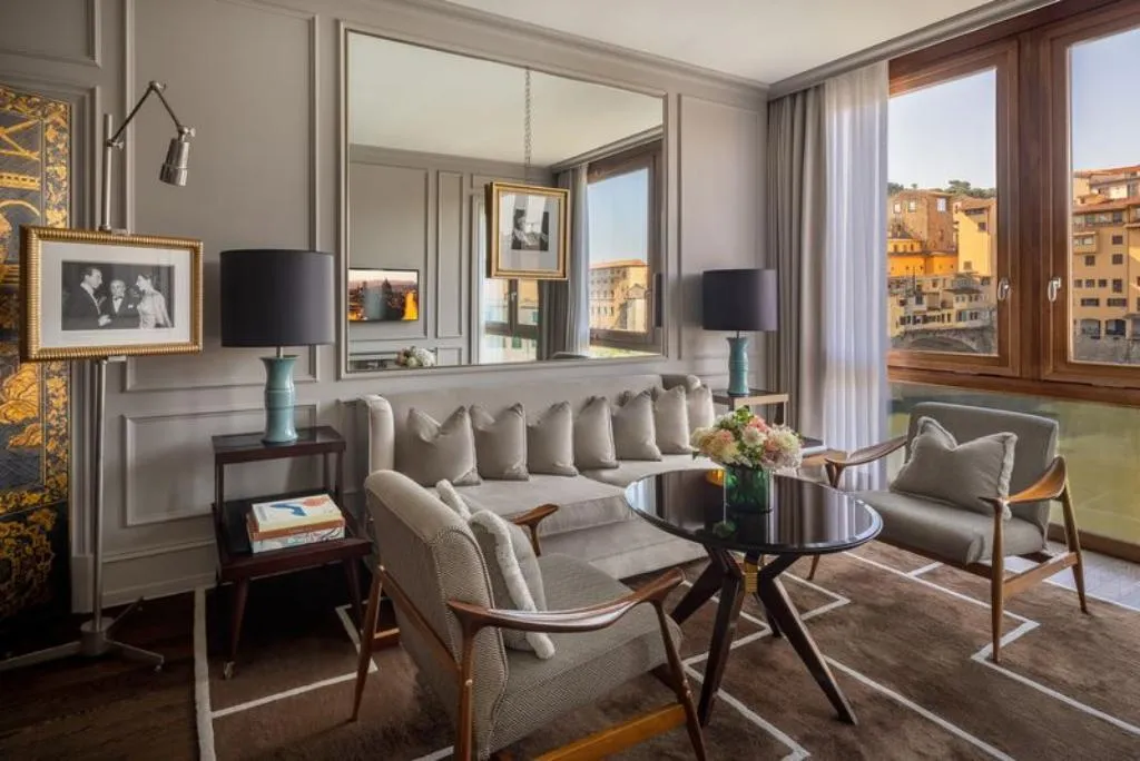 STUDIO DELUXE RIVER VIEW Room, Portrait Firenze, Florence