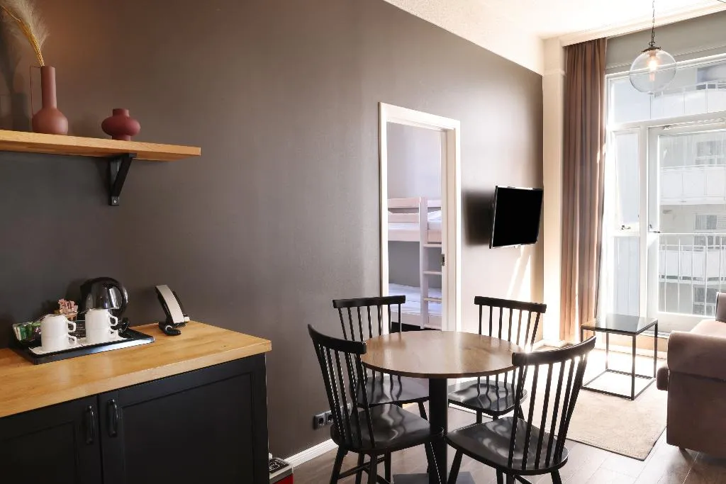 FAMILY ROOM STANDARD Room, Fosshotel Baron, Reykjavik