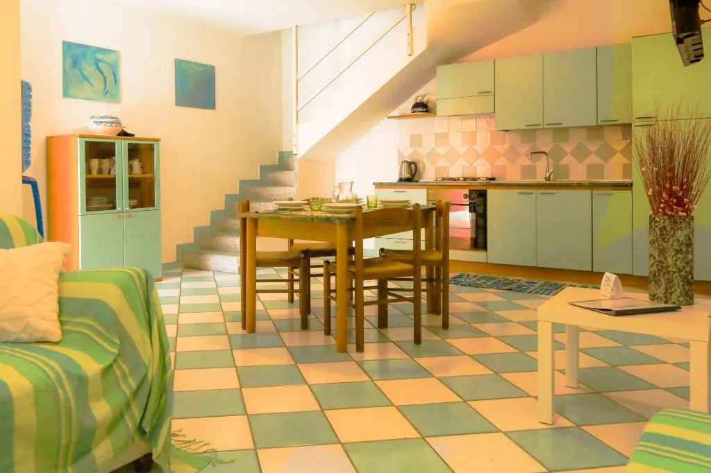APARTMENT CAPACITY 6 Room, Residence Oasi Anfiteatro, Olbia