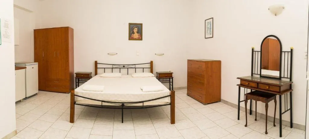 Room, Anna's Studios & Apartments, Zante