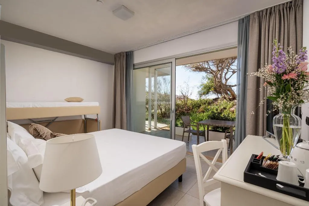 TRIPLE STANDARD Room, Bellevue Resort Sardinia Affiliated By Melia, Alghero