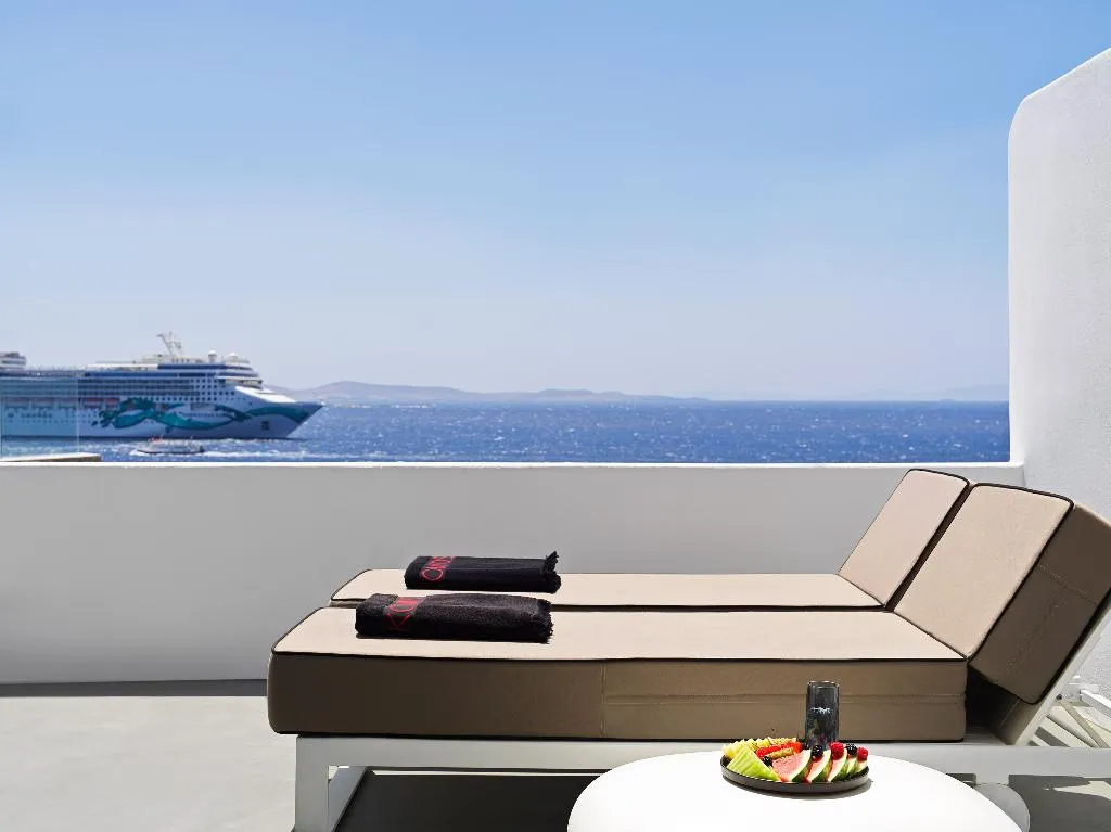 SUITE SEA VIEW WITH BALCONY Room, Kouros Hotel & Suites, Mykonos