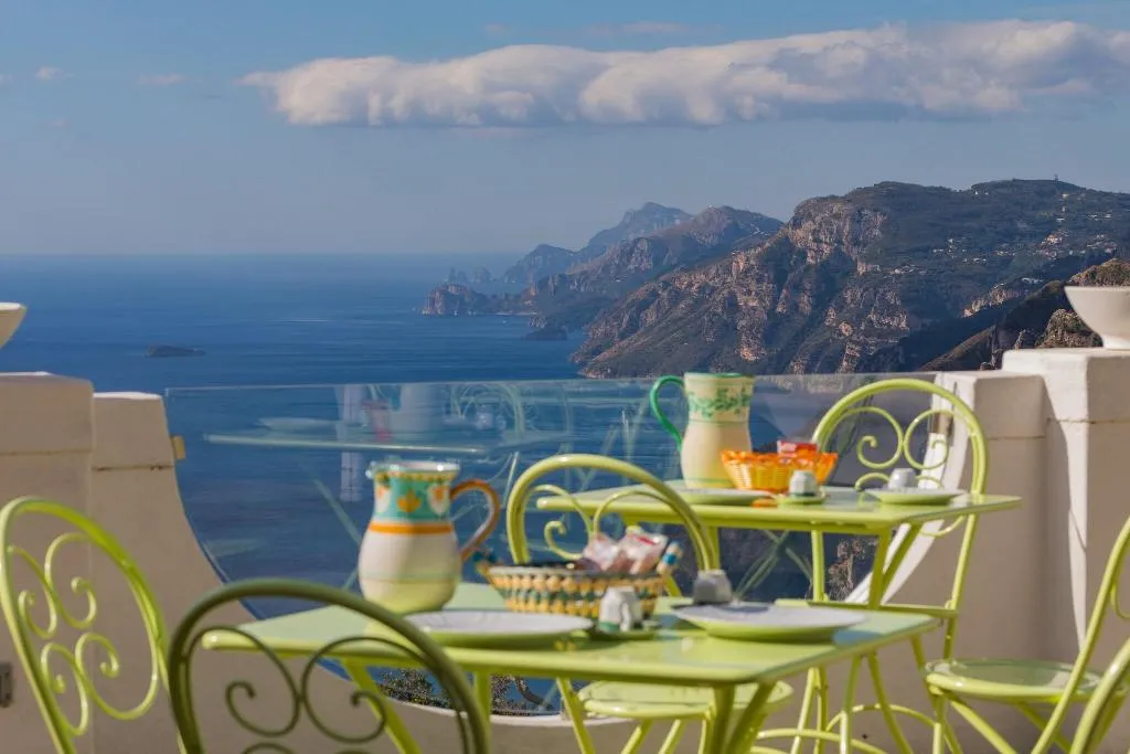 Restaurant, Bacio Del Sole, Naples