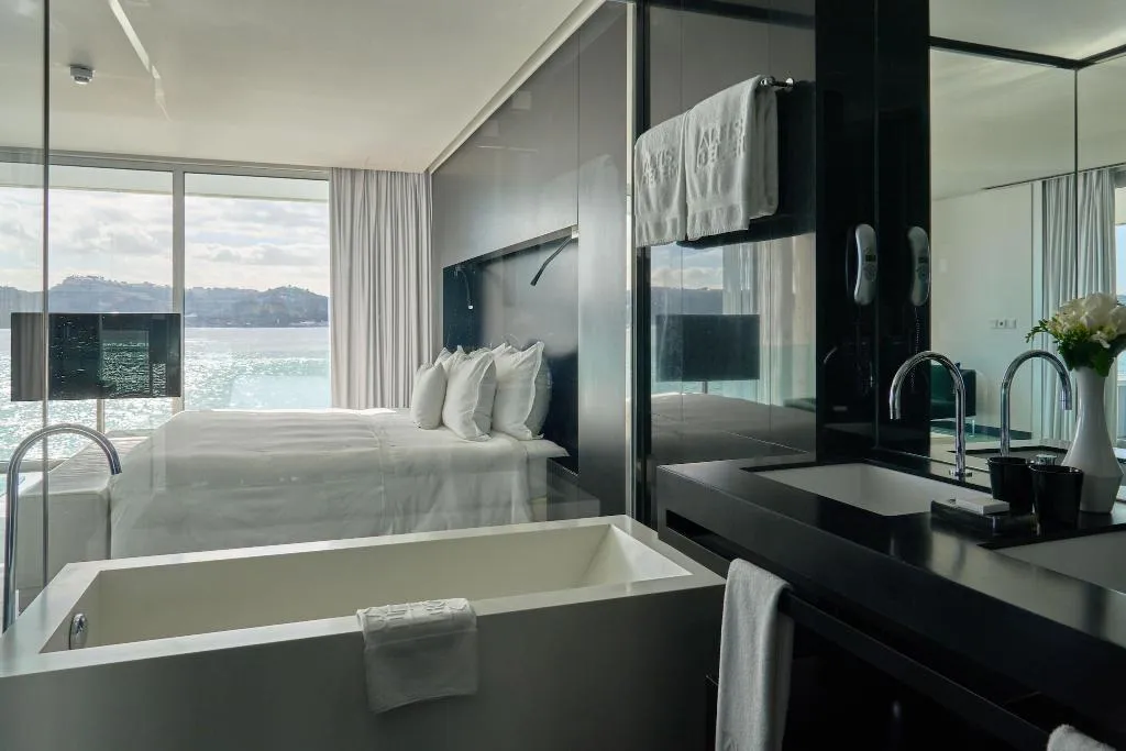 Room, Altis Belem Hotel & Spa, a Member of Design Hotels, Lisbon