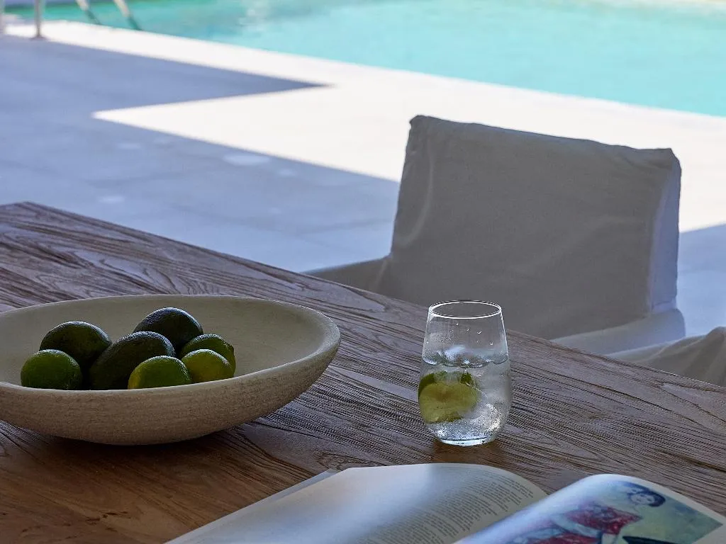 VILLA CAPACITY 8 Room, Mandola Rosa, A Resort to Live, Athens