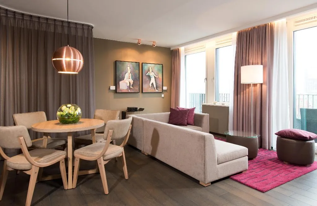 Room, Leonardo Hotel Berlin Mitte, Berlin