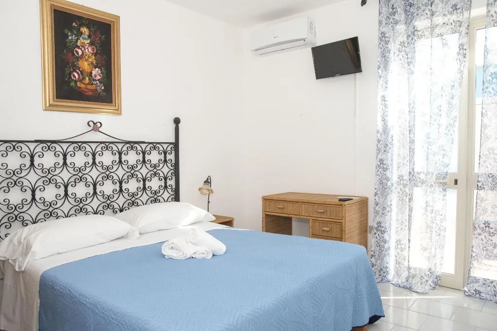 Room, Hotel Punto Azzurro Adult Only, Naples