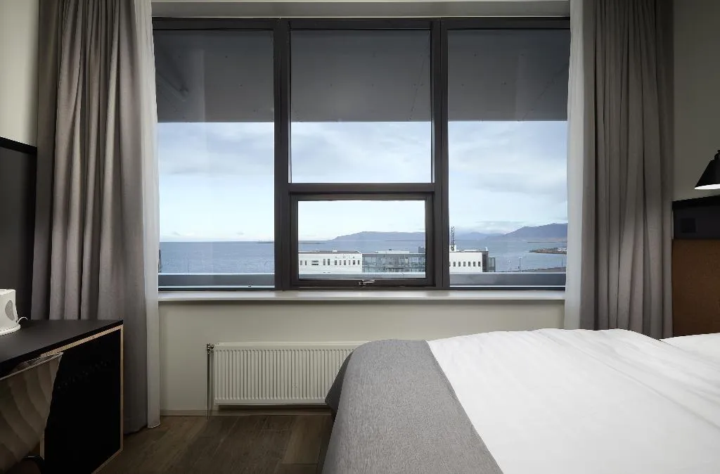 Double or Twin SUPERIOR WITH VIEWS Room, Cabin Hotel, Reykjavik