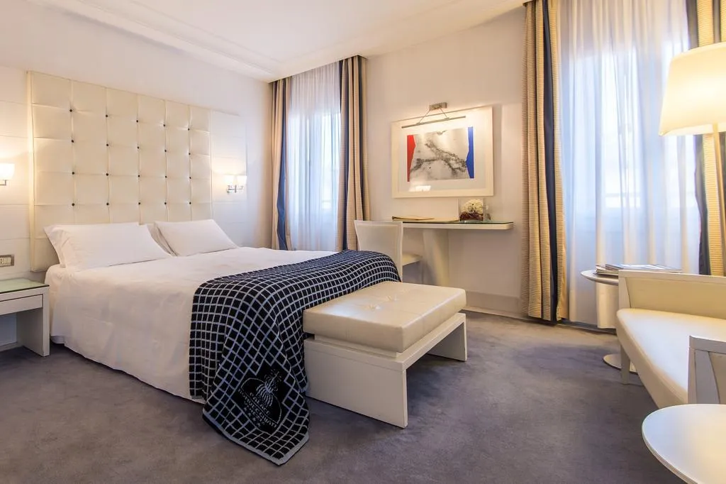 Double or Twin EXECUTIVE Room, Bonvecchiati Palace, Venice